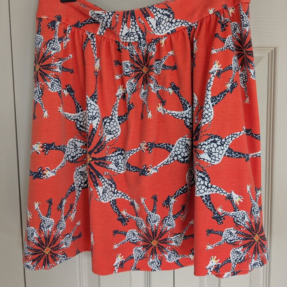 Skater skirt with giraffes